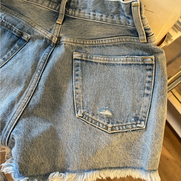 - AGOLDE Parker Shorts. Like NEW! - Picture 10 of 15